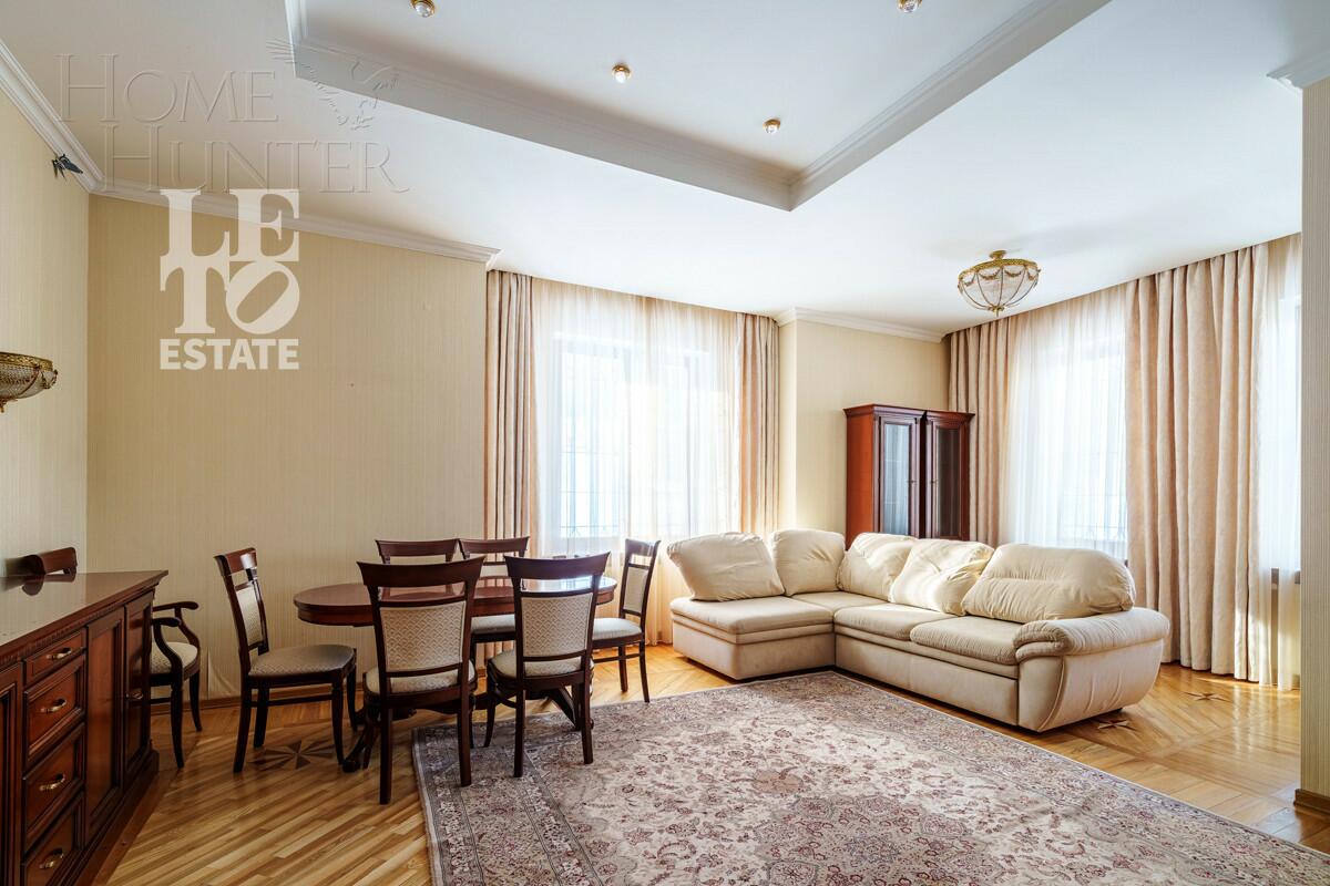 2-этажный коттедж 350 м² с отделкой