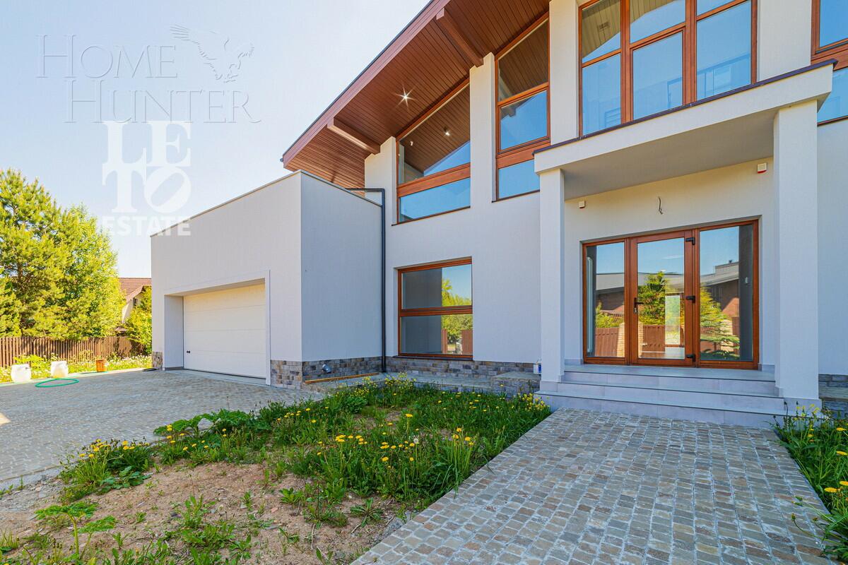 2-этажный коттедж 294 м² с отделкой