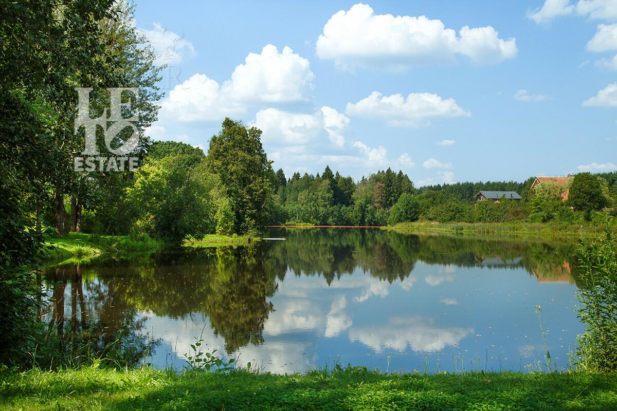 2-этажный коттедж 1 569 м² без отделки