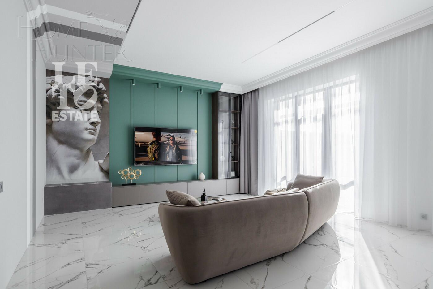 2-этажный коттедж 238.4 м² с отделкой