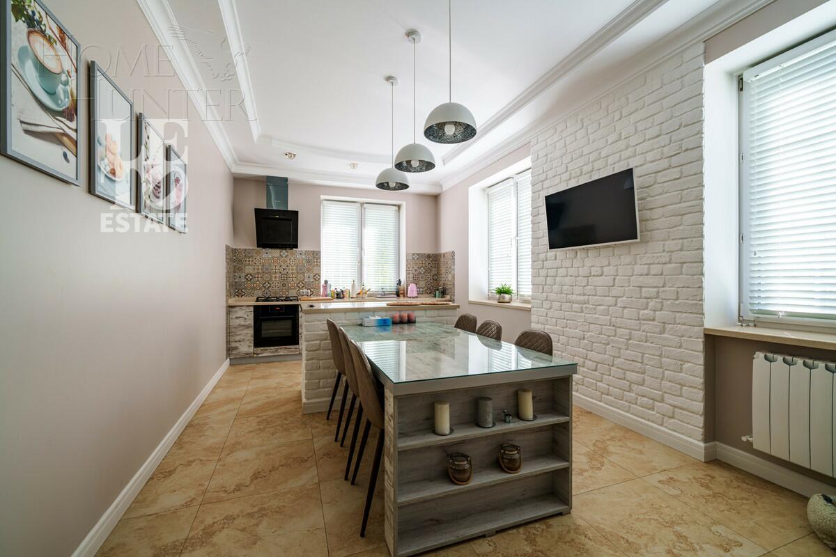 2-этажный коттедж 402 м² с отделкой