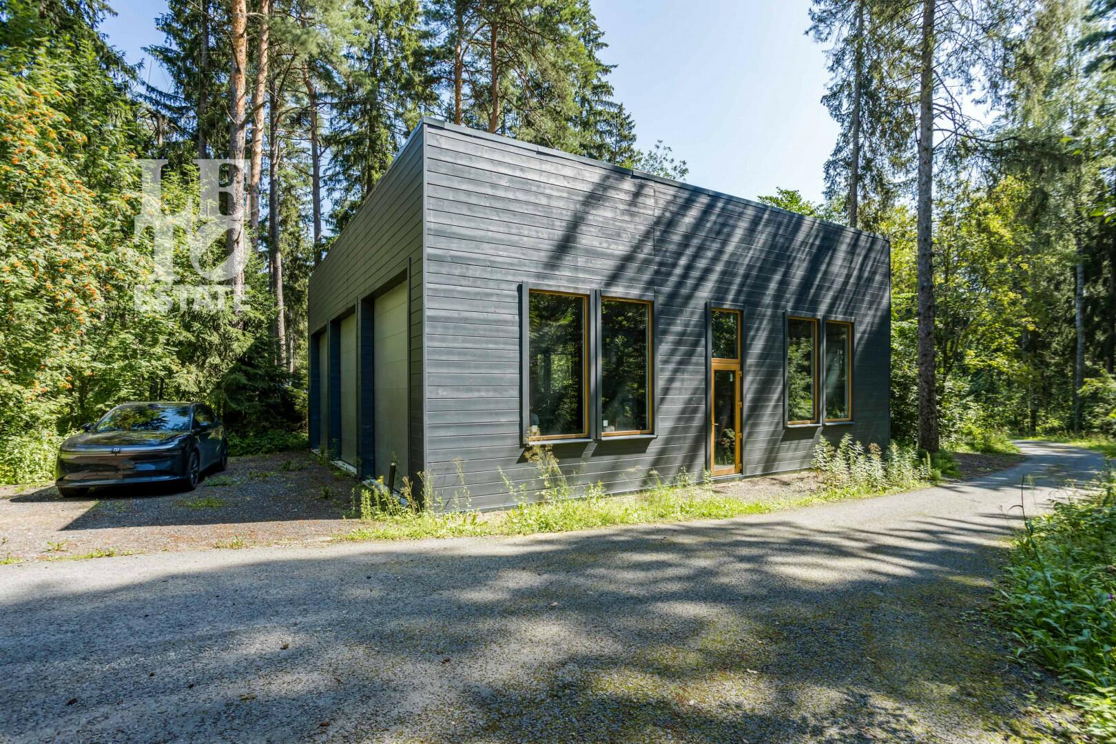 1-этажный коттедж 340 м² с отделкой