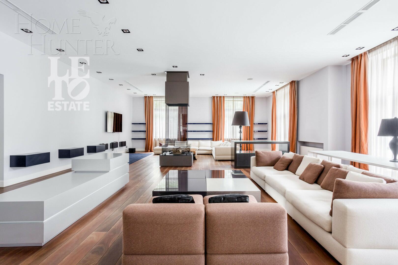 2-этажный коттедж 1 438 м² с отделкой