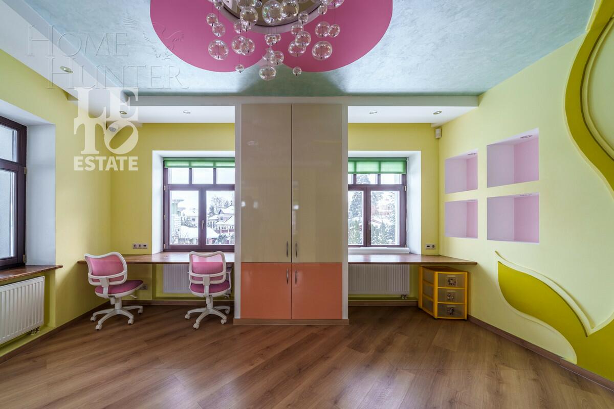 2-этажный коттедж 680 м² с отделкой