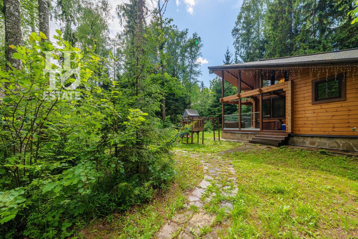 2-этажный коттедж 360 м² с отделкой