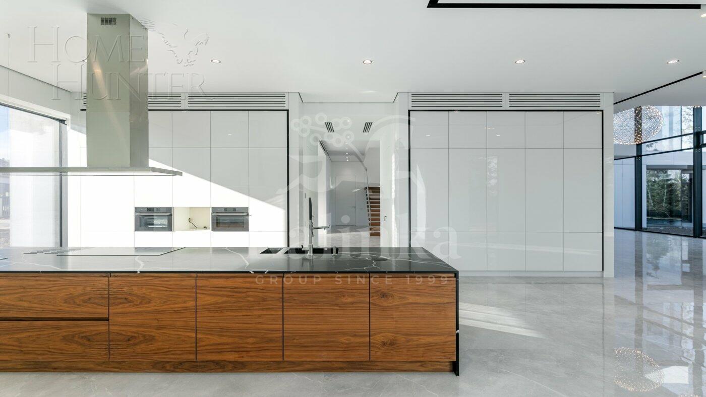 2-этажный коттедж 950 м² с отделкой