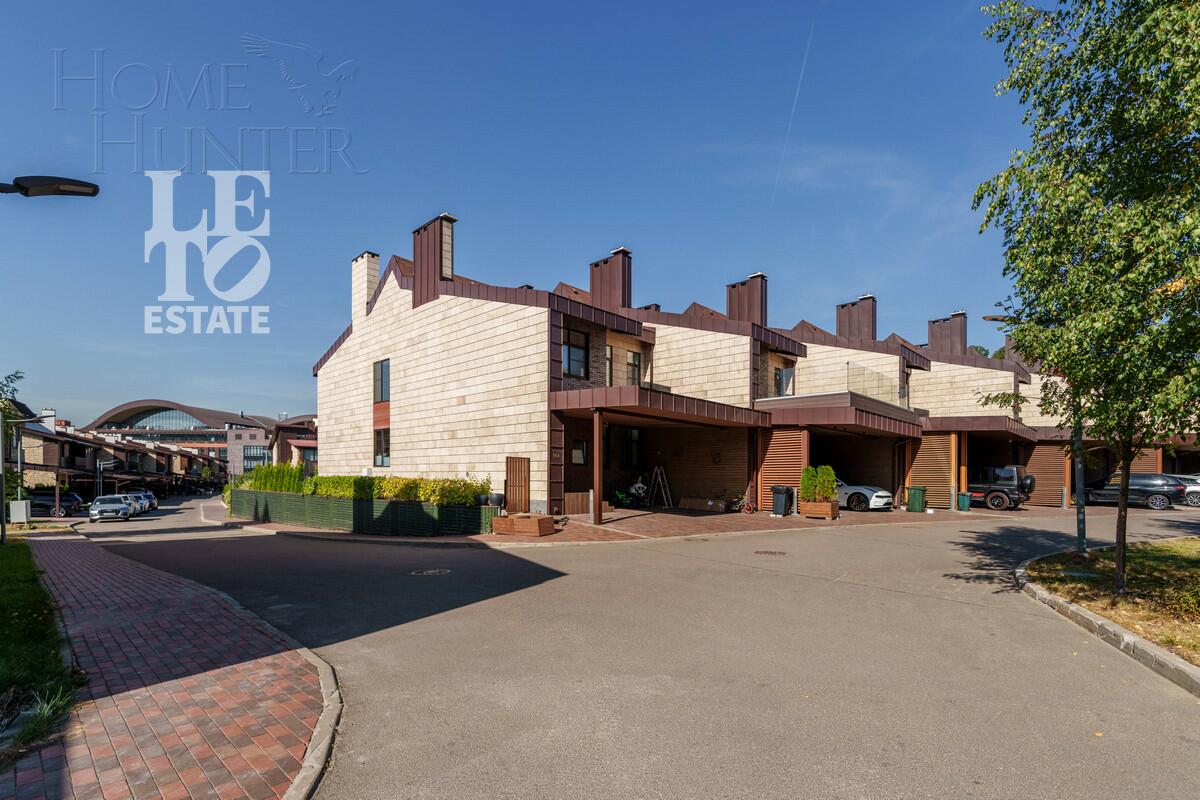 2-этажный таунхаус 270 м² без отделки