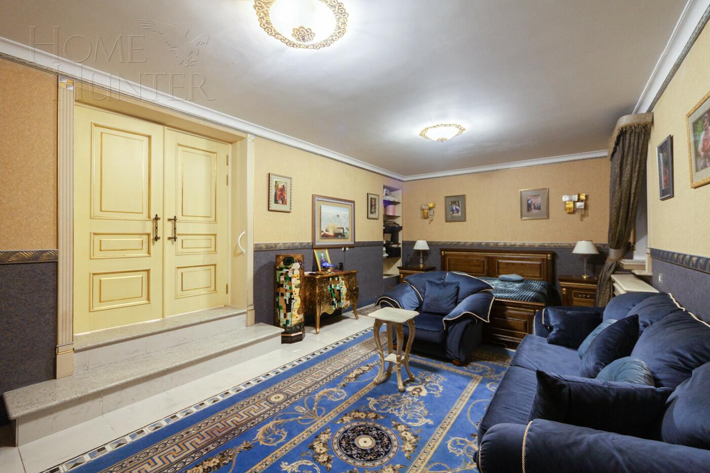 2-этажный коттедж 939 м² с отделкой