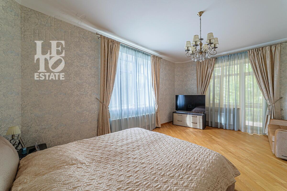 2-этажный коттедж 350 м² с отделкой