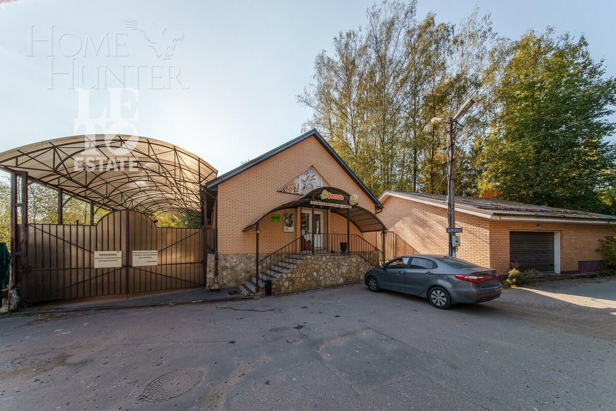 3-этажный коттедж 475 м² с отделкой