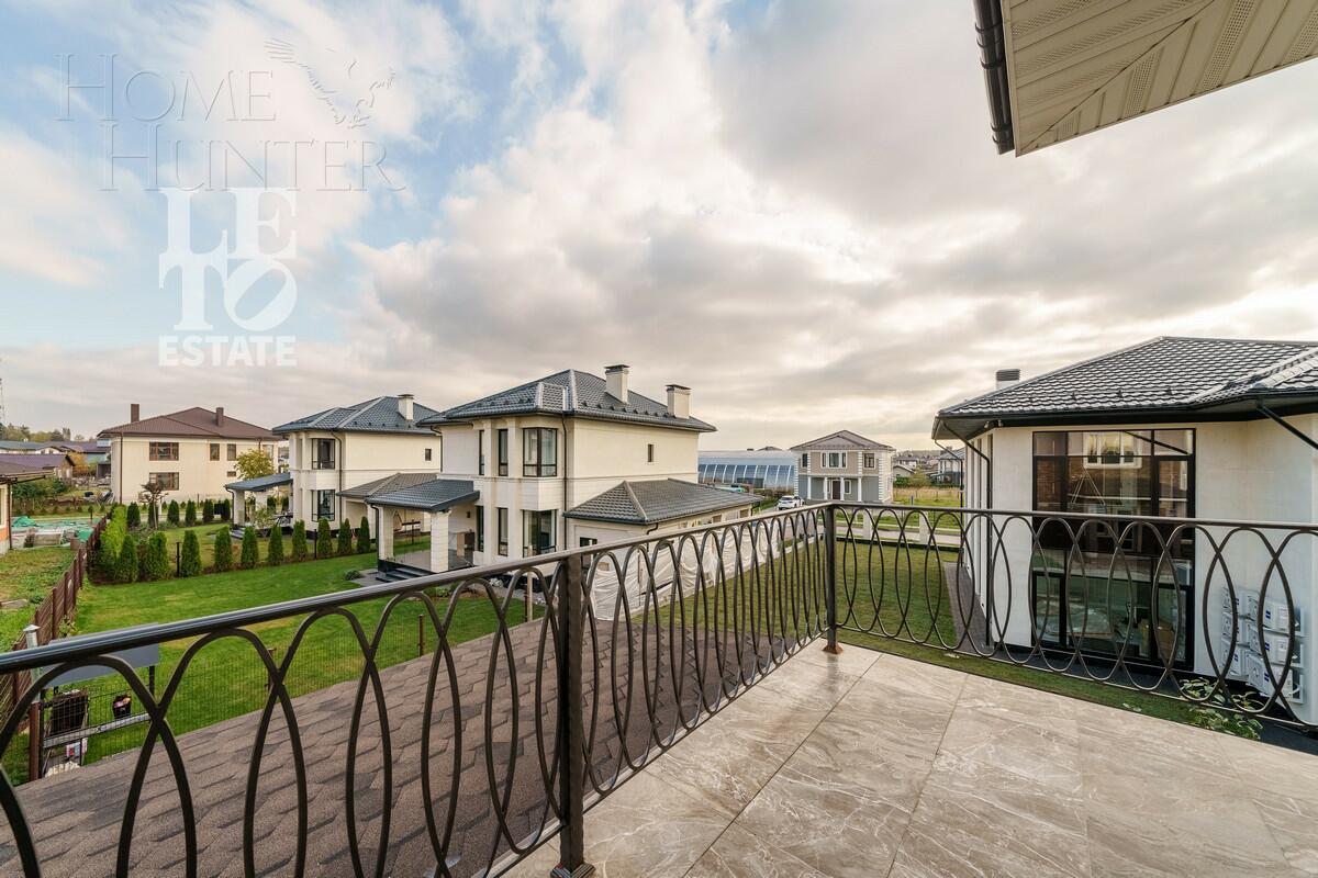 2-этажный коттедж 307 м² с отделкой