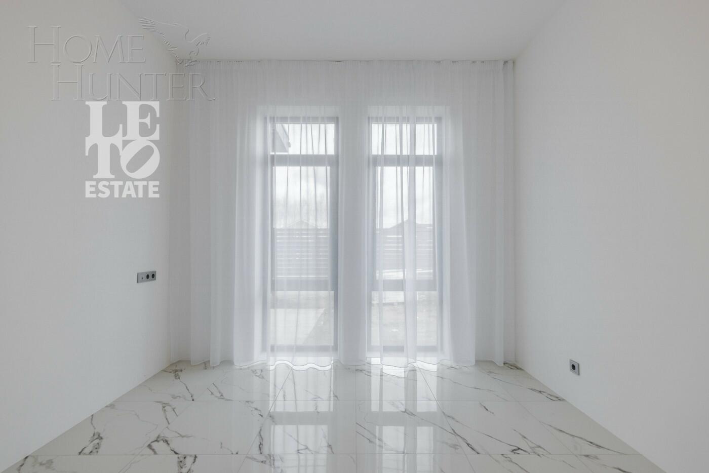 2-этажный коттедж 238.4 м² с отделкой