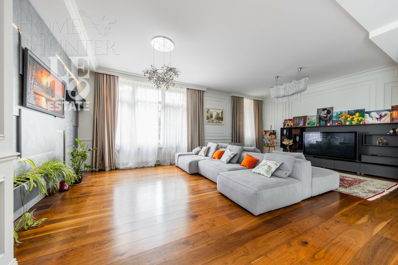 2-этажный коттедж 810 м² с отделкой