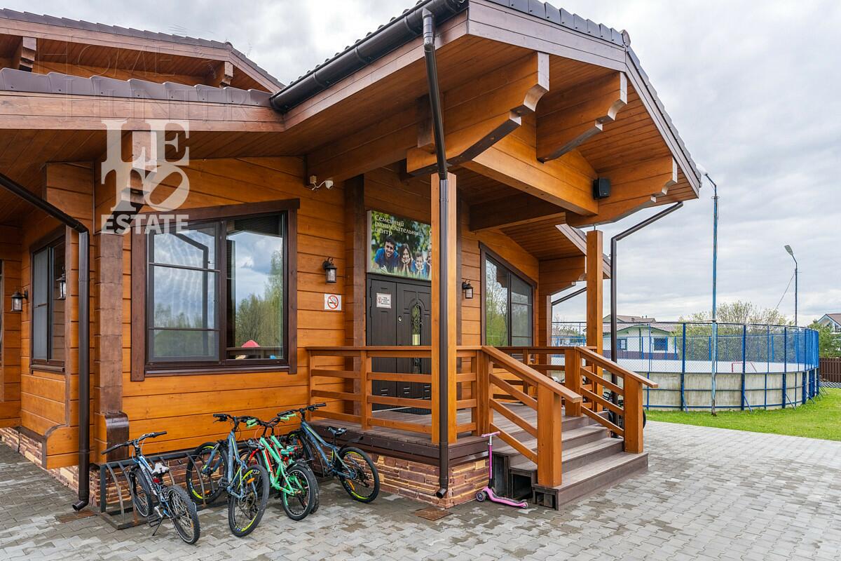 2-этажный коттедж 340 м² с отделкой