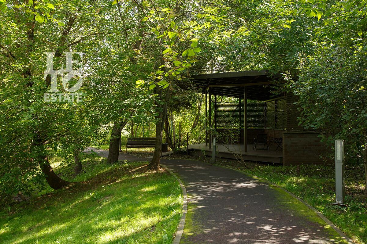 2-этажный таунхаус 270 м² без отделки