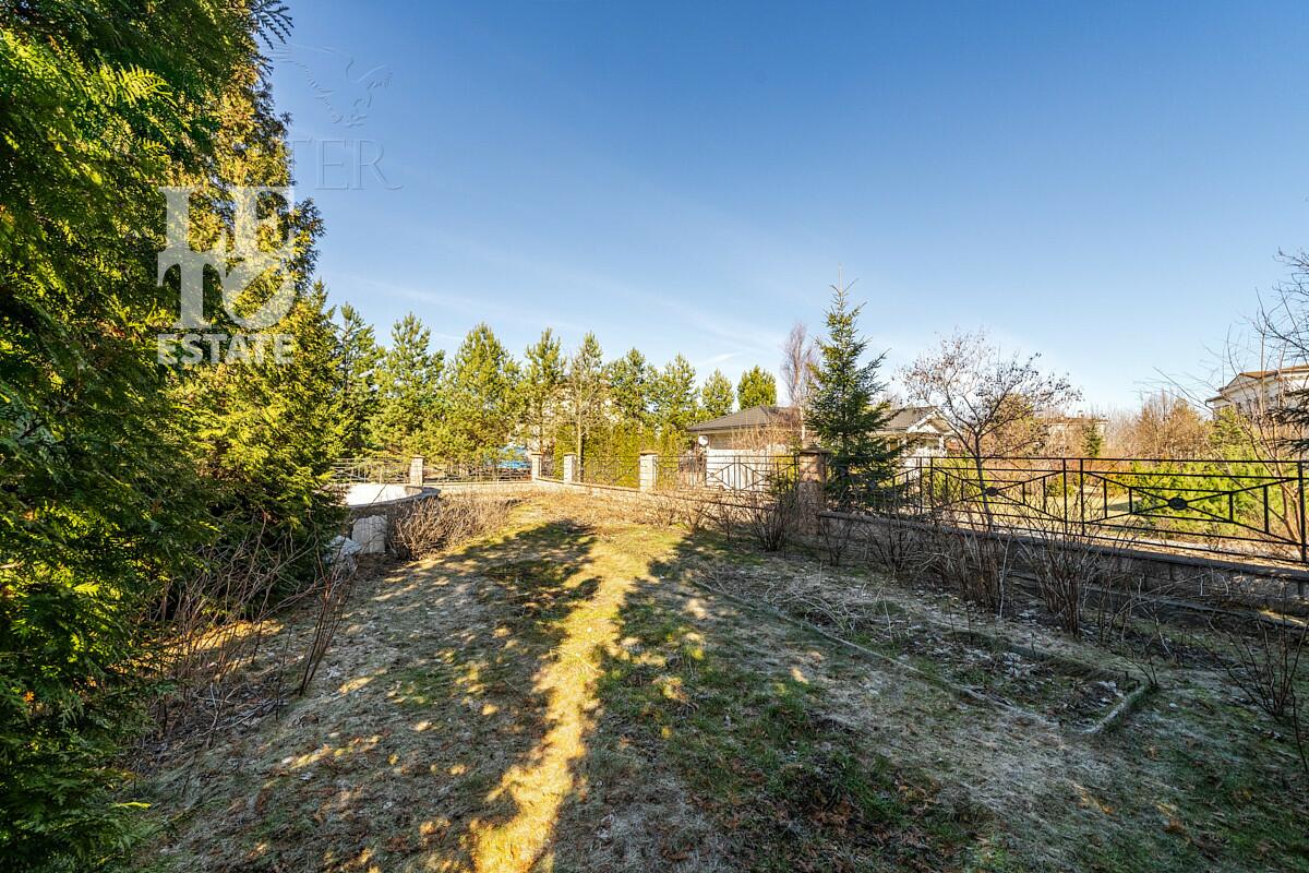 2-этажный коттедж 800 м² с отделкой