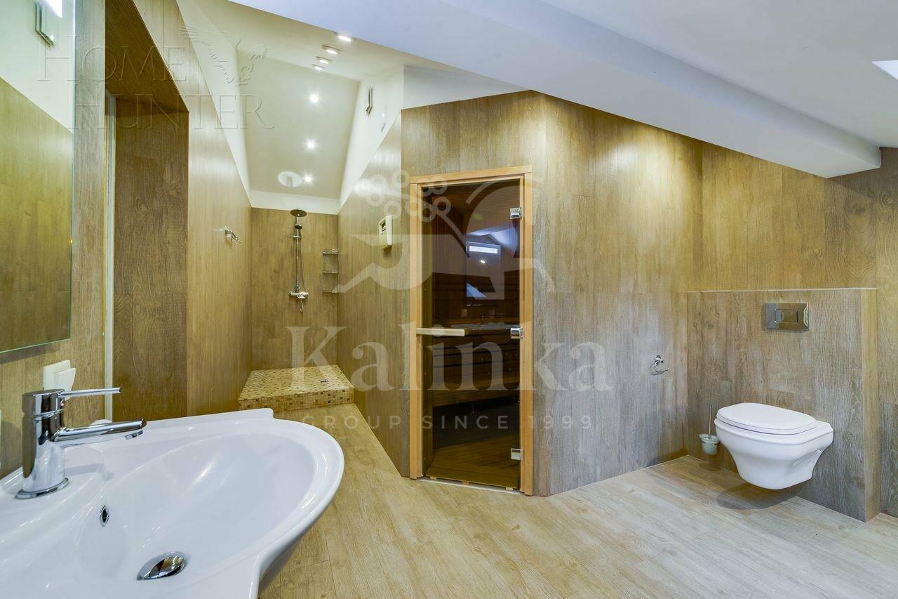 2-этажный таунхаус 720 м² с отделкой