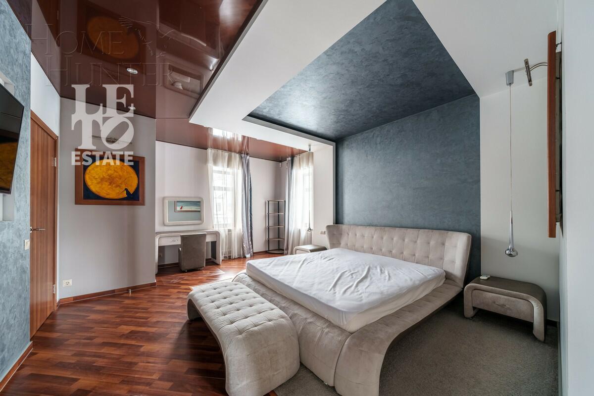 2-этажный коттедж 680 м² с отделкой