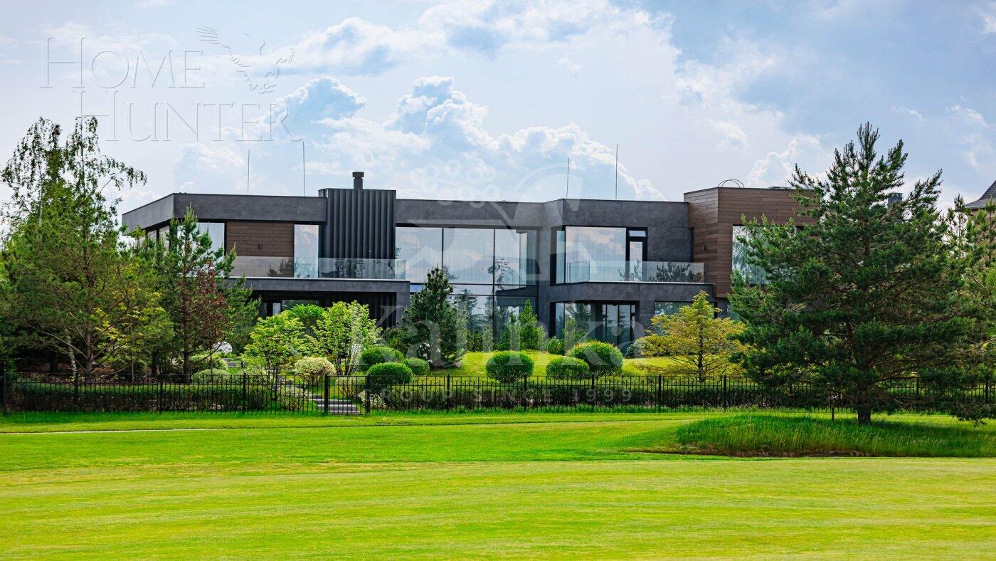 2-этажный коттедж 950 м² с отделкой