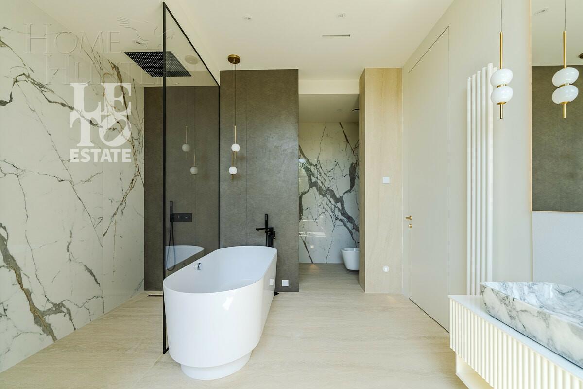 2-этажный коттедж 747 м² с отделкой