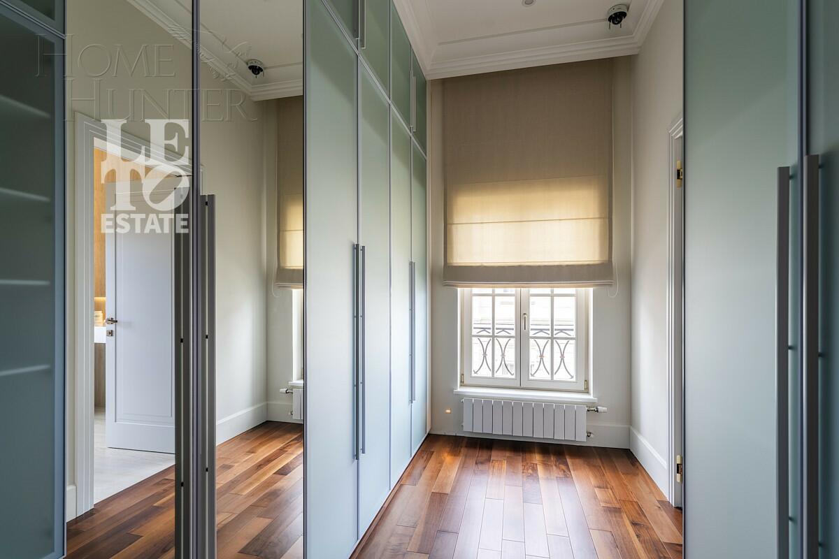 2-этажный коттедж 260 м² с отделкой