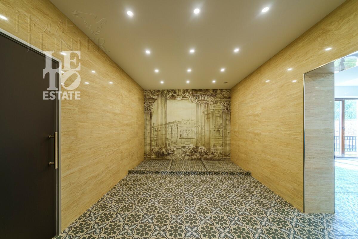 2-этажный коттедж 1 000 м² с отделкой