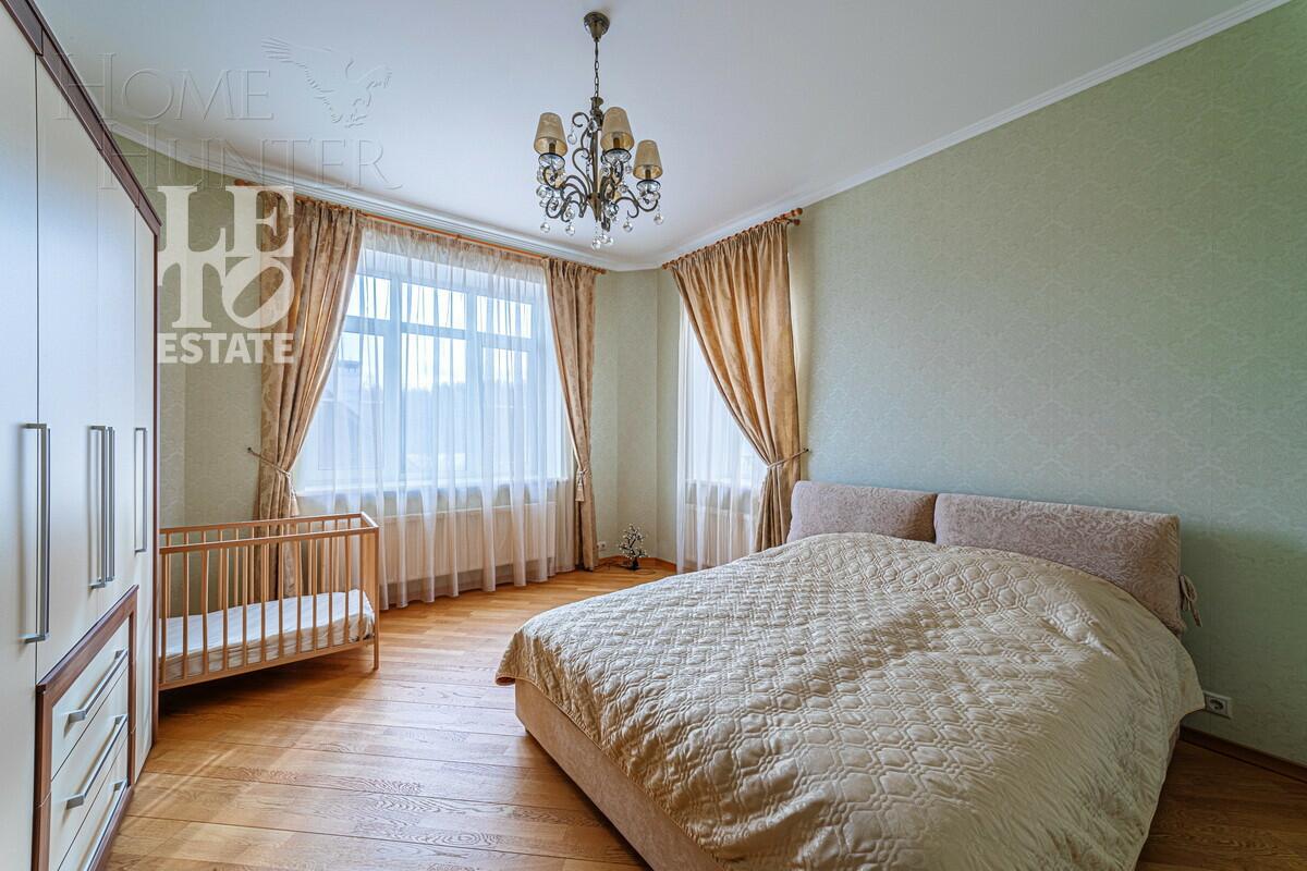 2-этажный коттедж 350 м² с отделкой