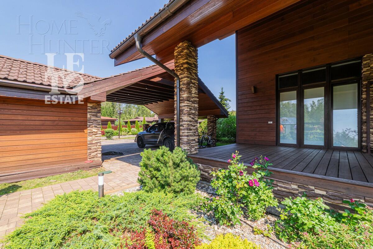 3-этажный коттедж 429 м² с отделкой