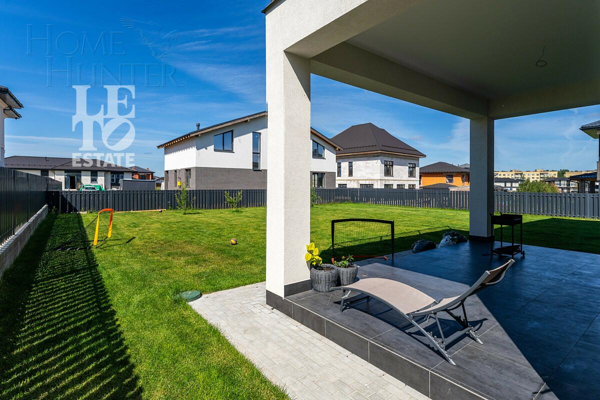 2-этажный коттедж 260 м² с отделкой