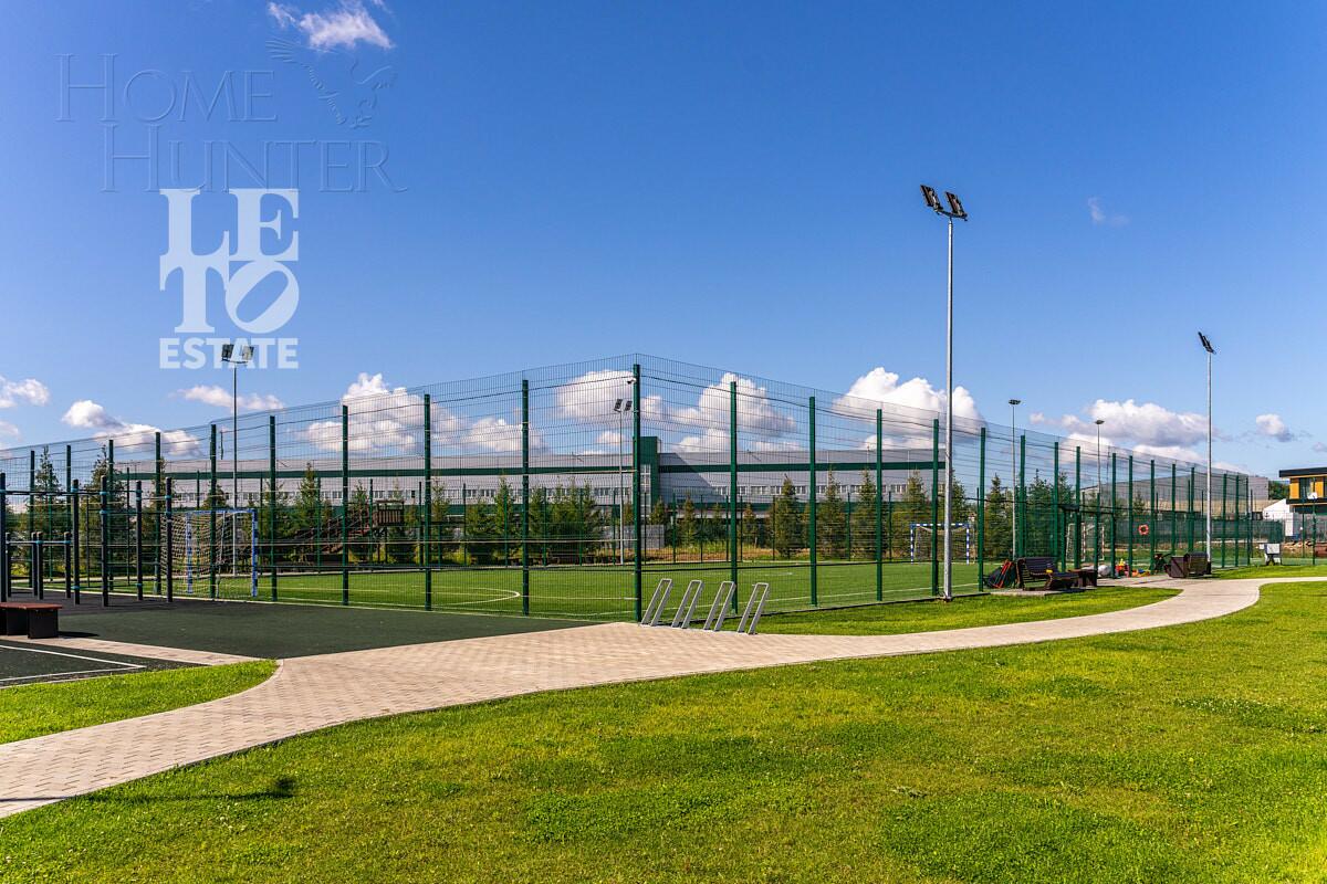 2-этажный коттедж 240 м² с отделкой