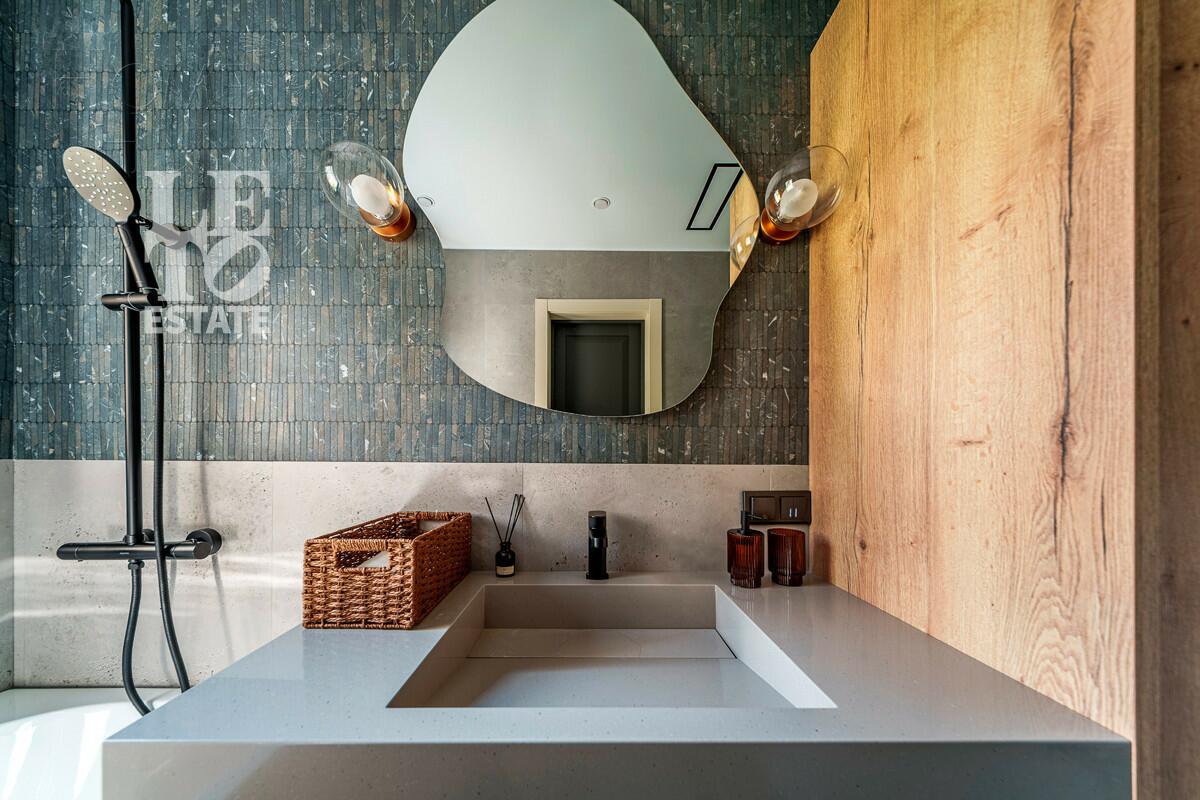 1-этажный коттедж 180 м² с отделкой