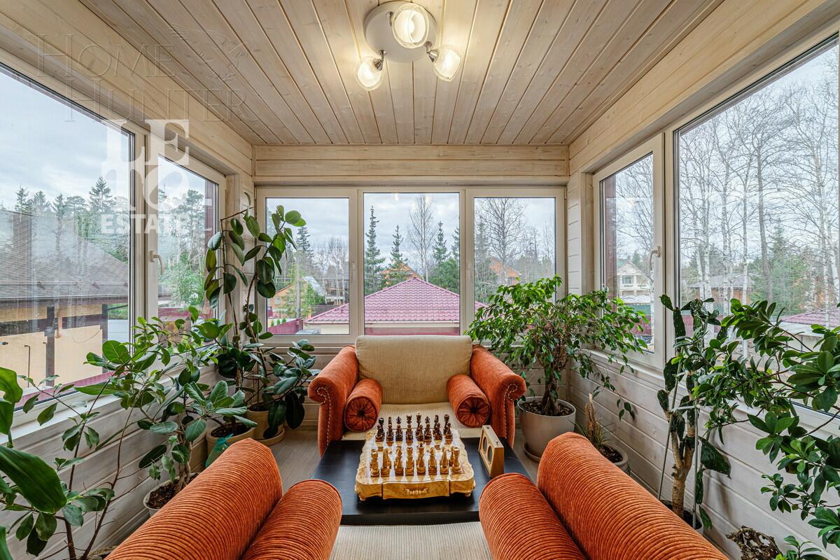 2-этажный коттедж 584 м² с отделкой