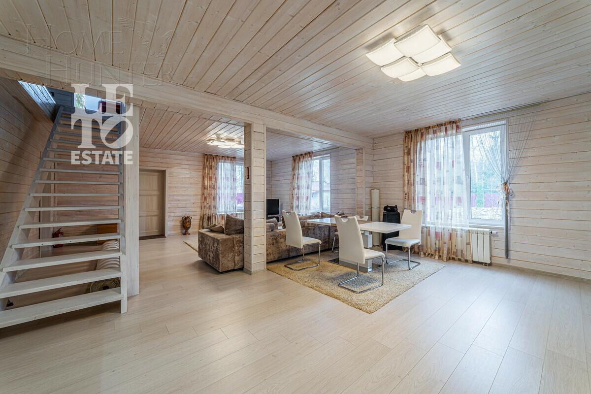 2-этажный коттедж 584 м² с отделкой