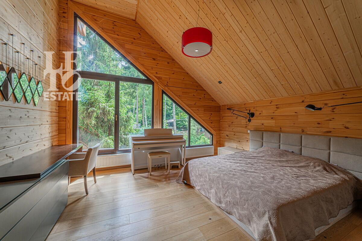 2-этажный коттедж 360 м² с отделкой