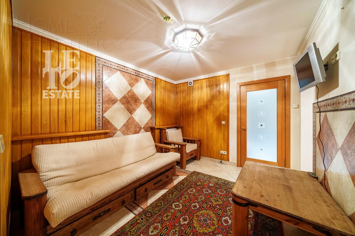 2-этажный коттедж 350 м² с отделкой