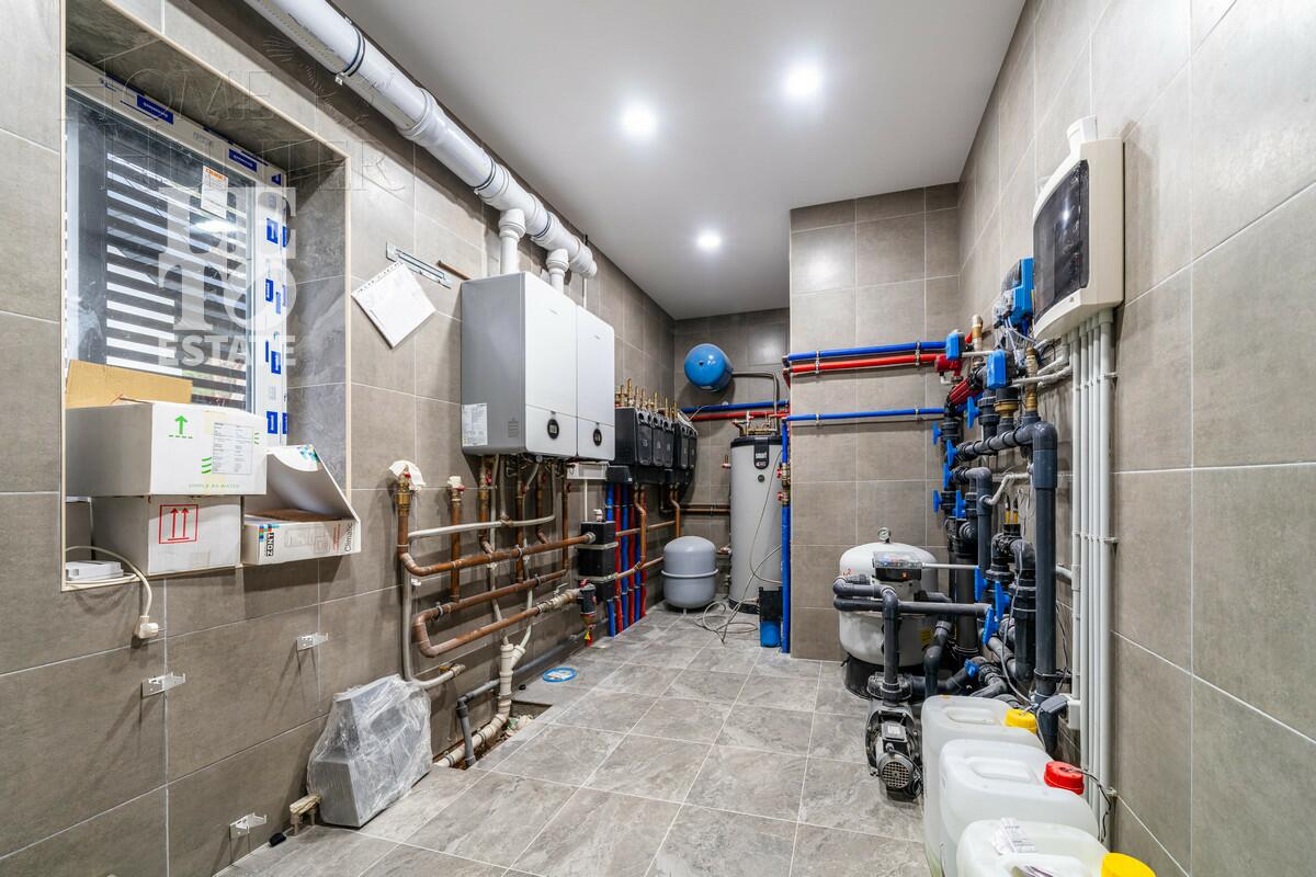 2-этажный коттедж 300 м² без отделки