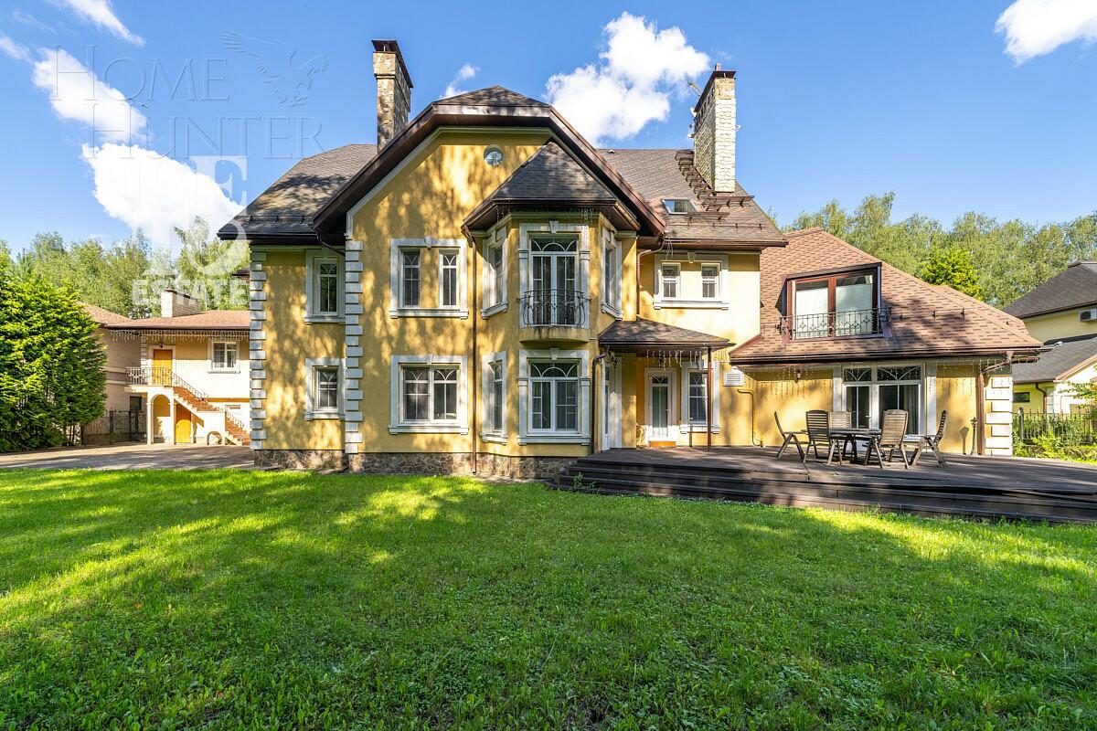 2-этажный коттедж 700 м² с отделкой