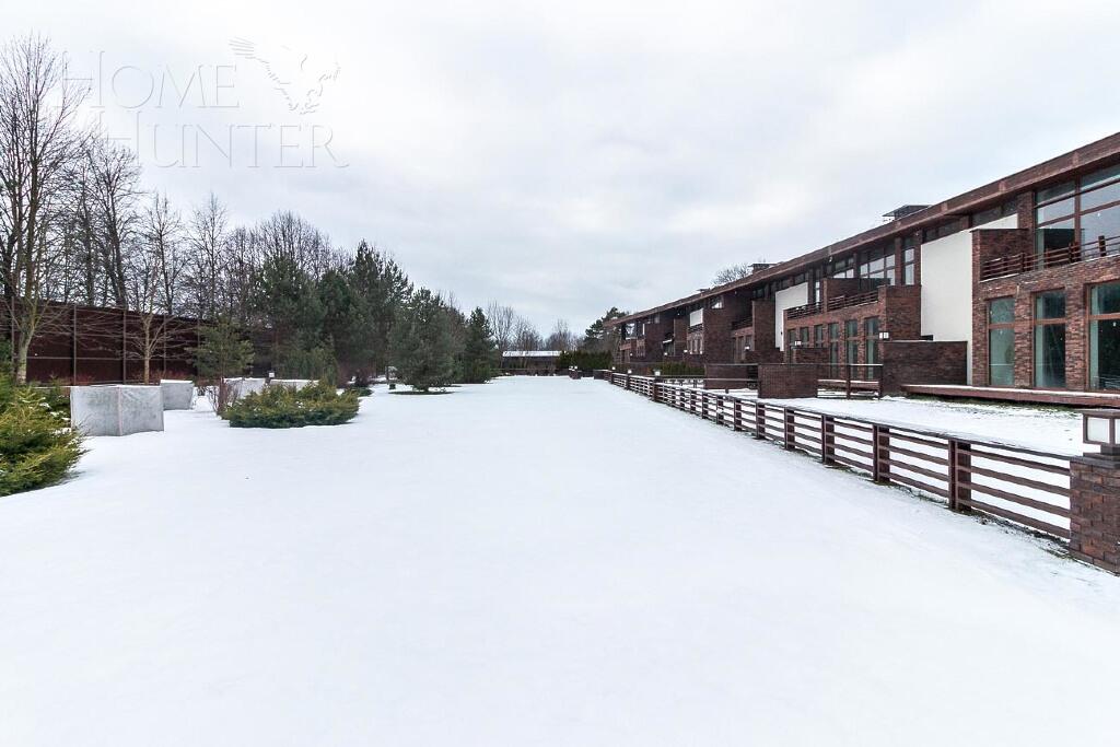 2-этажный таунхаус 356 м² с отделкой