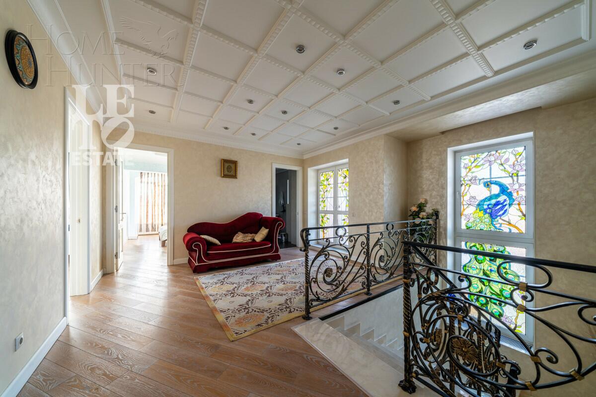 2-этажный коттедж 530 м² с отделкой