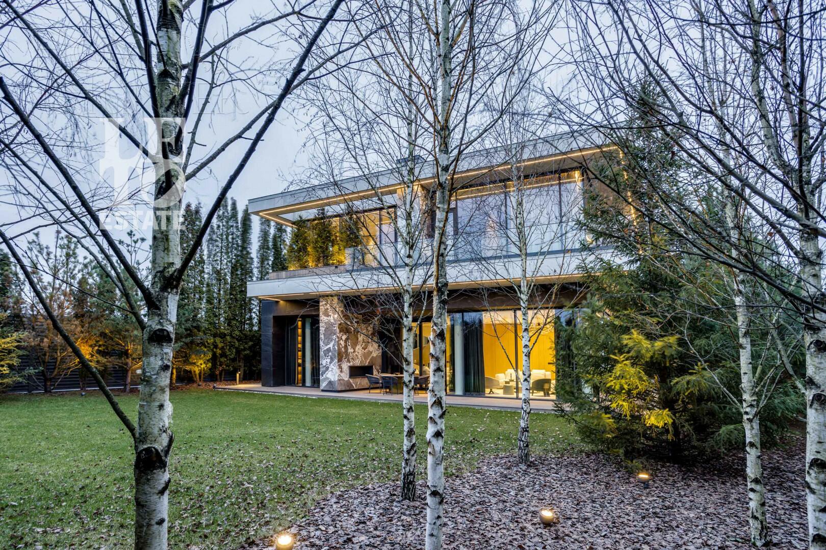 2-этажный коттедж 663 м² без отделки