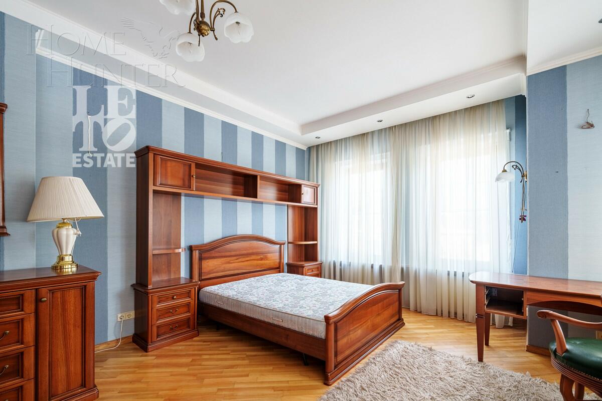 2-этажный коттедж 350 м² с отделкой