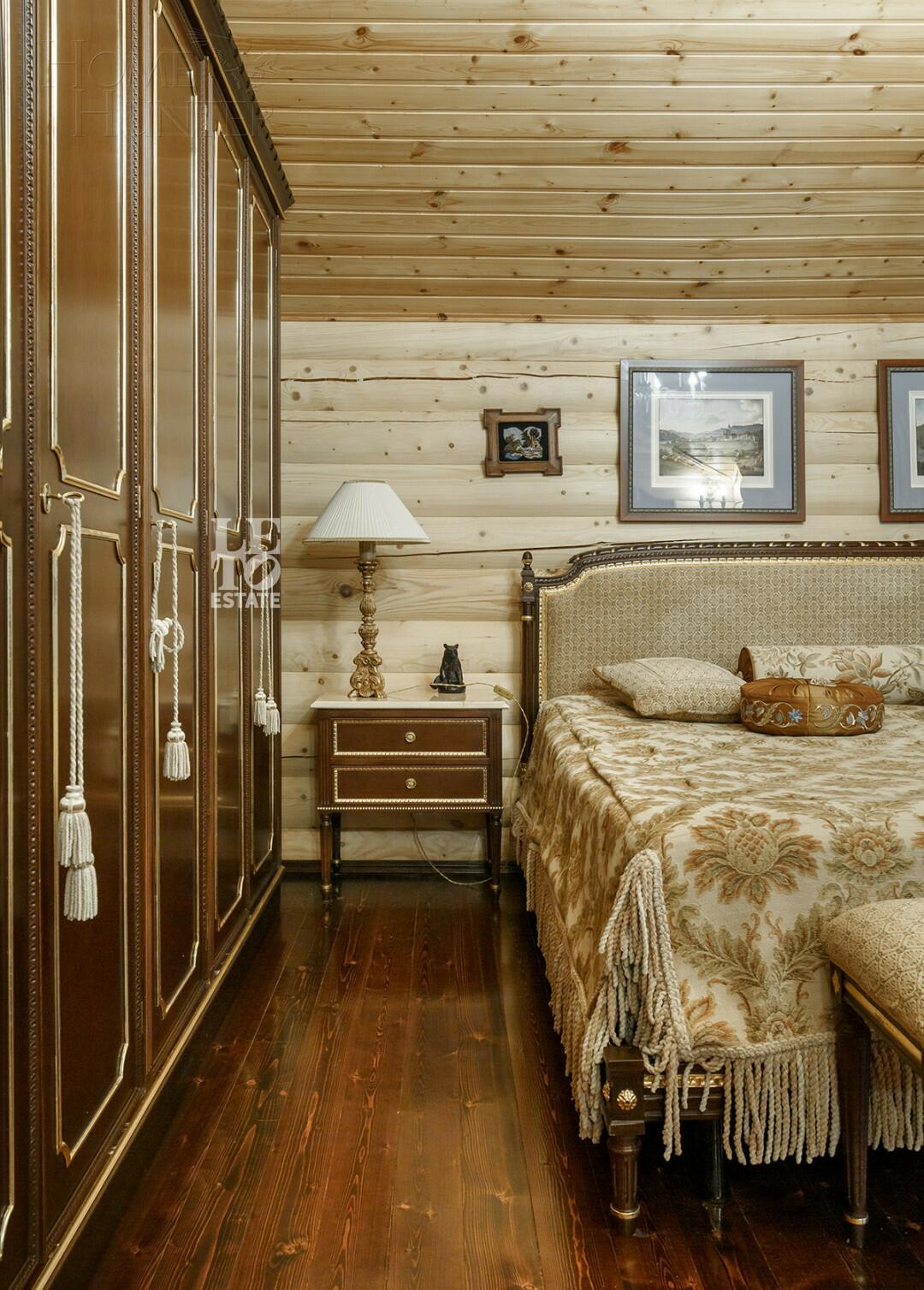 2-этажный коттедж 215.4 м² с отделкой