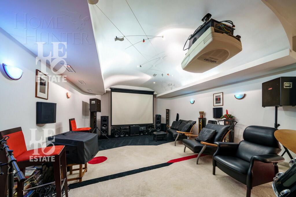 3-этажный коттедж 840 м² с отделкой