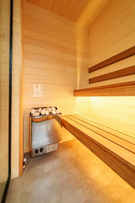 3-этажный таунхаус 238 м² с отделкой