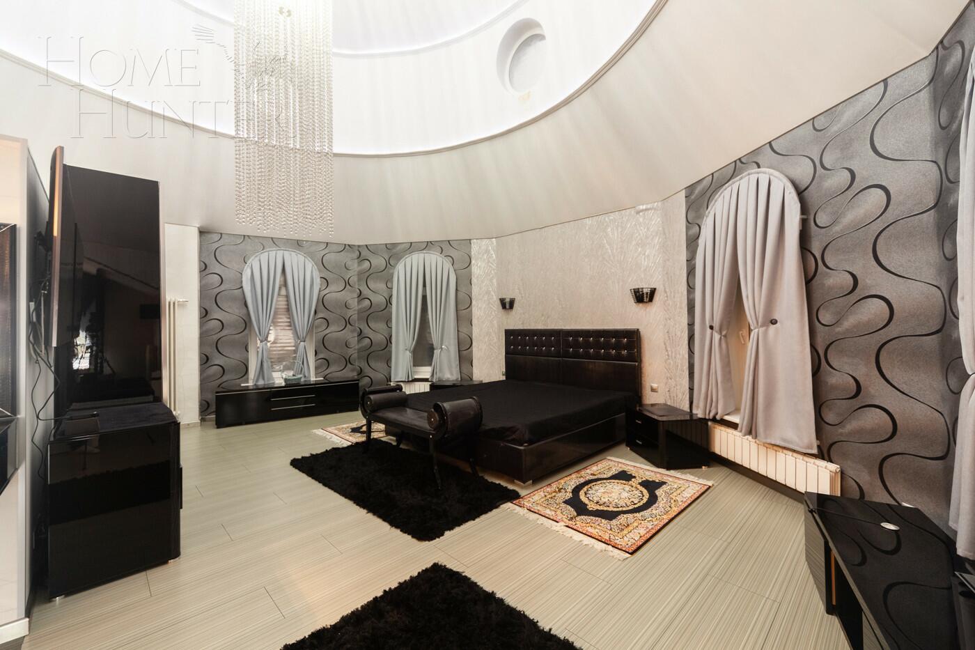 2-этажный коттедж 939 м² с отделкой