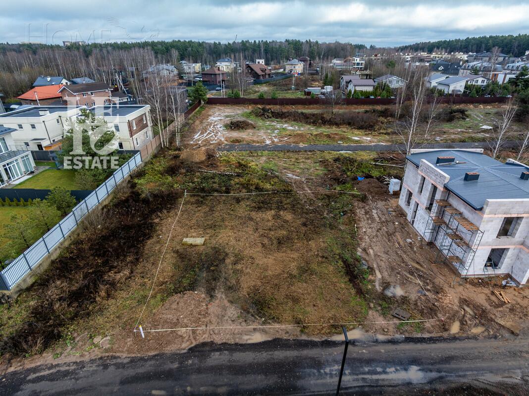 Участок 6.5 сот. в охраняемом поселке