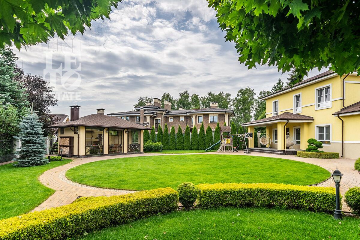 2-этажный коттедж 700 м² с отделкой