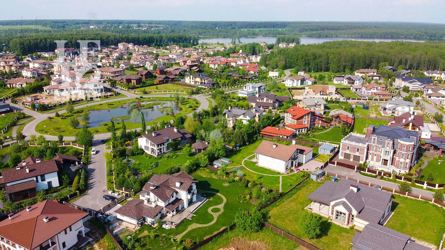 2-этажный коттедж 284.9 м² с отделкой