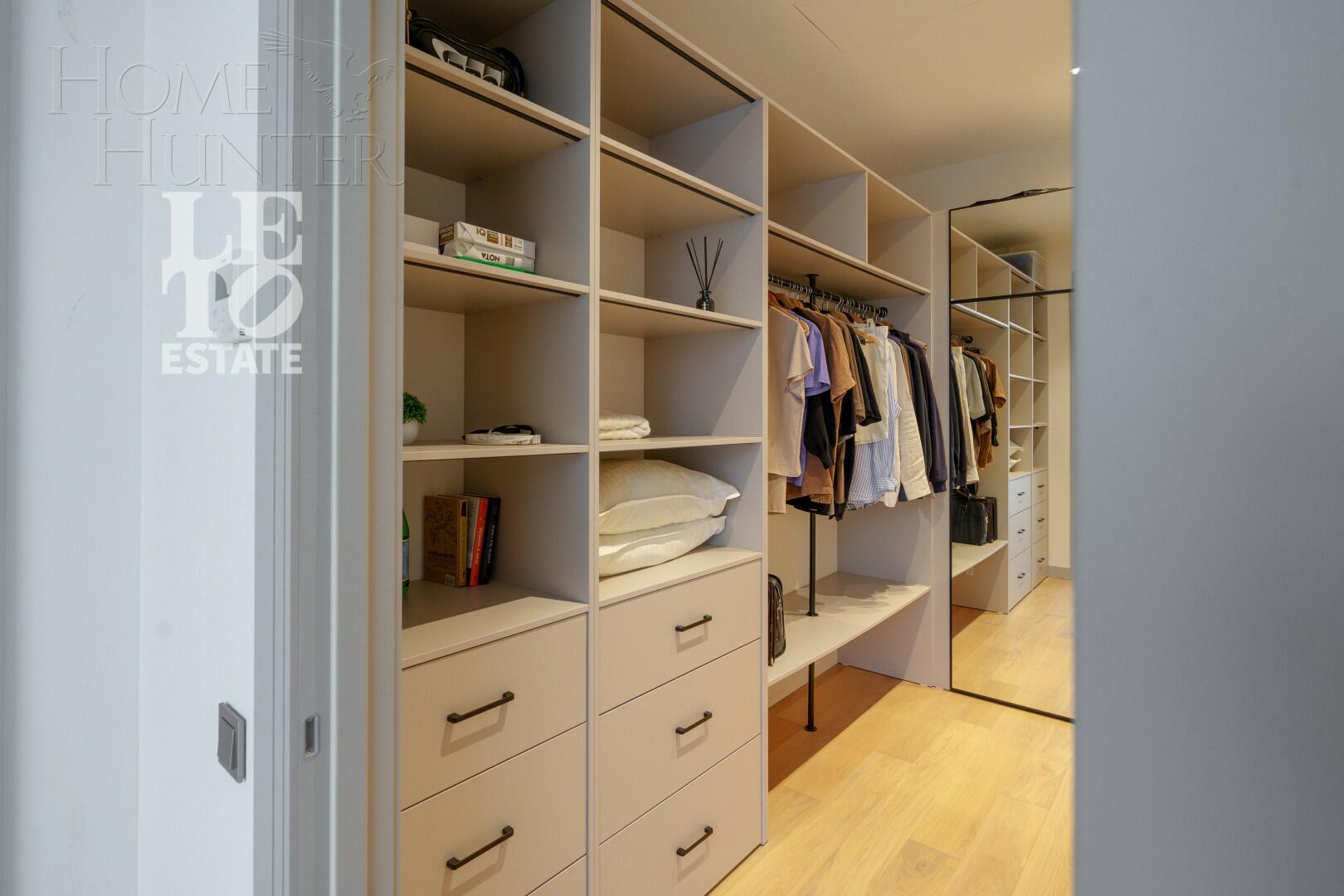 4-этажный таунхаус 278 м² с отделкой