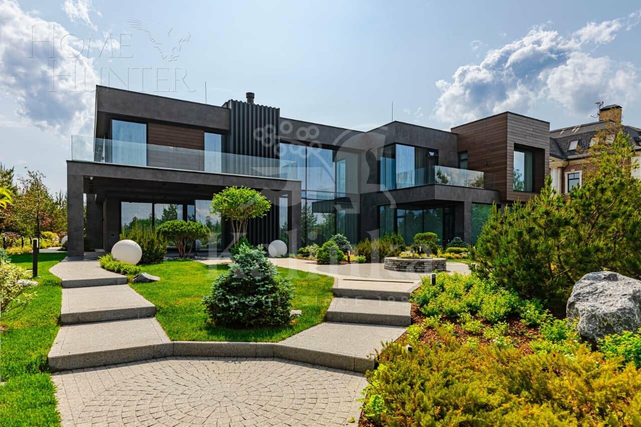 2-этажный коттедж 950 м² с отделкой